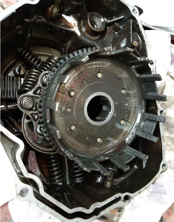 什么？125摩托車剛換了離合器還沒(méi)力，原來(lái)有個(gè)小問(wèn)題沒(méi)解決